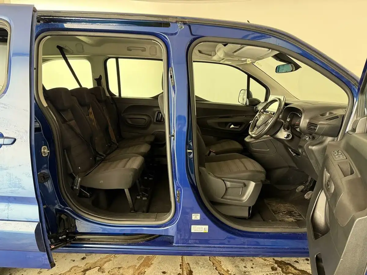 2021-vauxhall-combo-life-15-se-xl-100ps-big-18