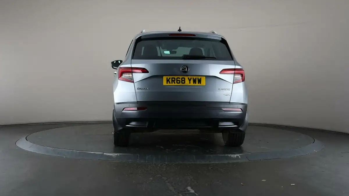 2018-skoda-karoq-20tdi-edition-big-28