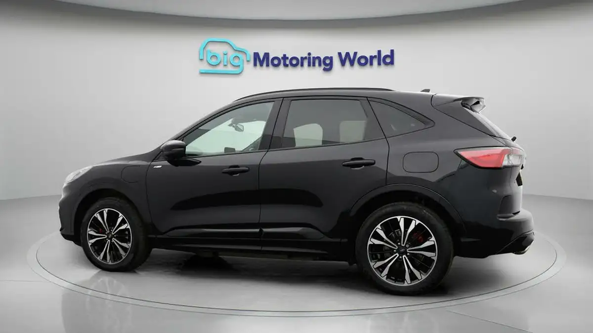 2022-ford-kuga-25t-st-line-x-edition-225ps-phev-big-3