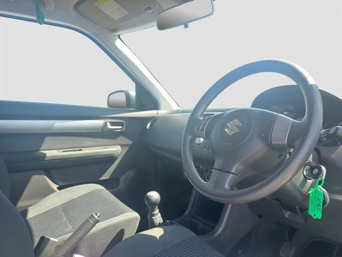 2007-suzuki-swift-13-gl-3d-big-1