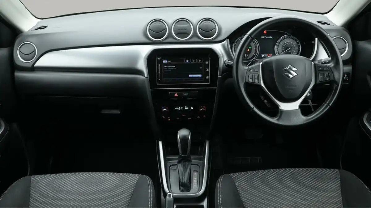 2020-suzuki-vitara-14-boosterjet-sz-t-140ps-auto-big-12