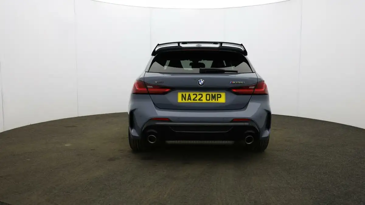 2022-bmw-1-series-20-m135i-xdrive-big-54