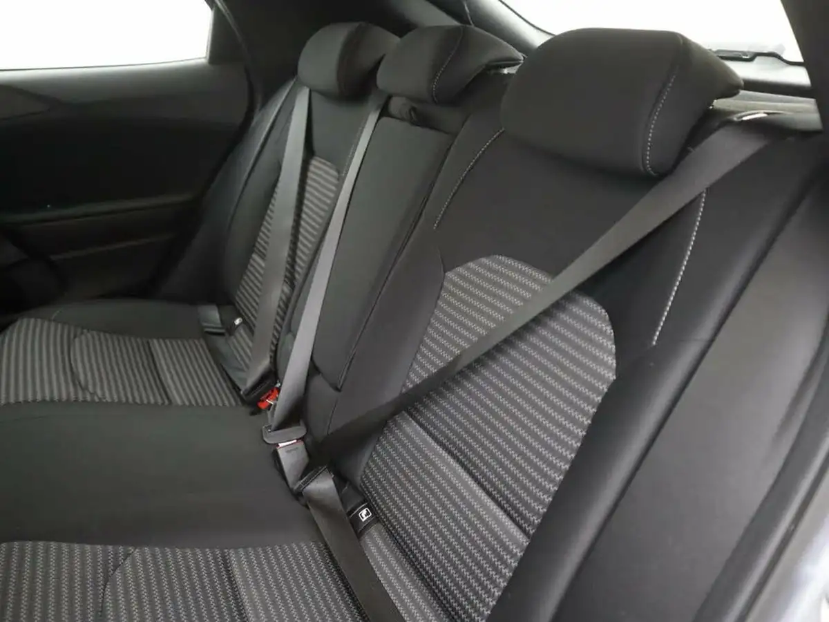 2022-kia-xceed-10-t-gdi-2-big-9