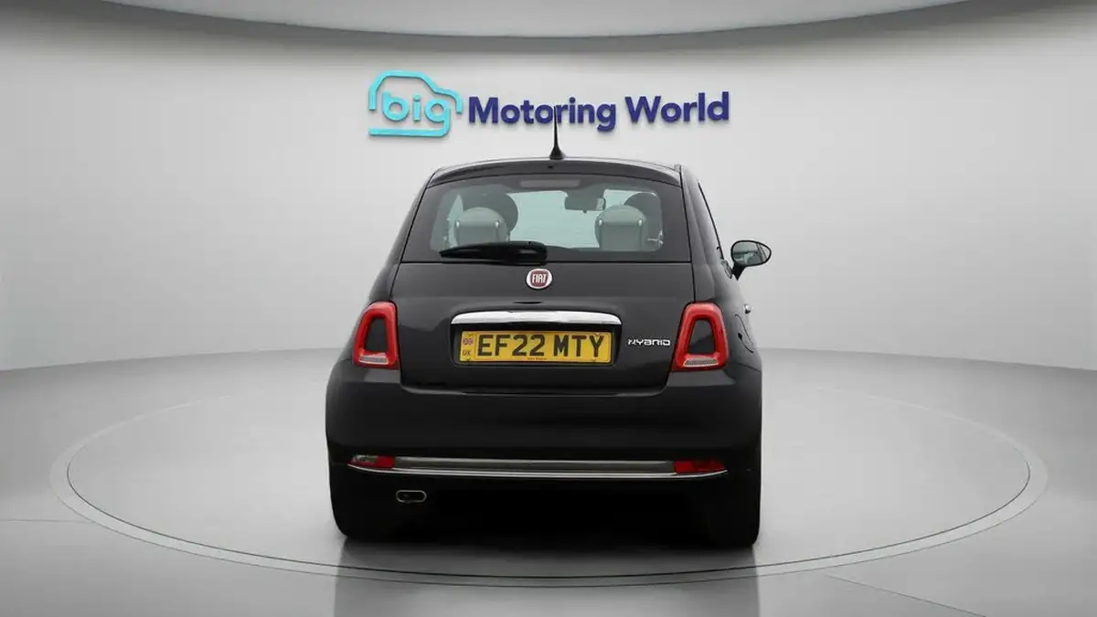 2022-fiat-500-10-dolcevita-big-6
