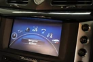 2010-maserati-grancabrio-47-small-30
