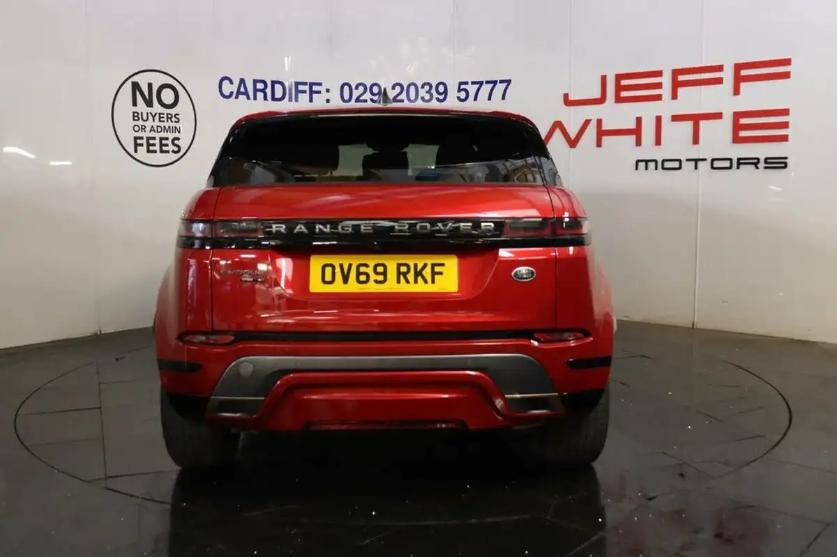 2019-land-rover-range-rover-evoque-20-d150-r-dynamic-big-3