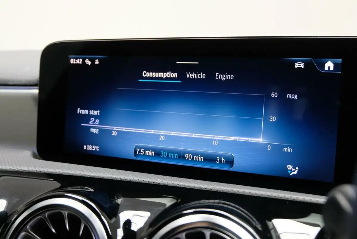 2023-mercedes-benz-a-class-big-36