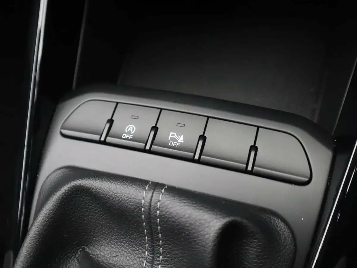 2018-kia-stonic-10-t-gdi-3-big-20