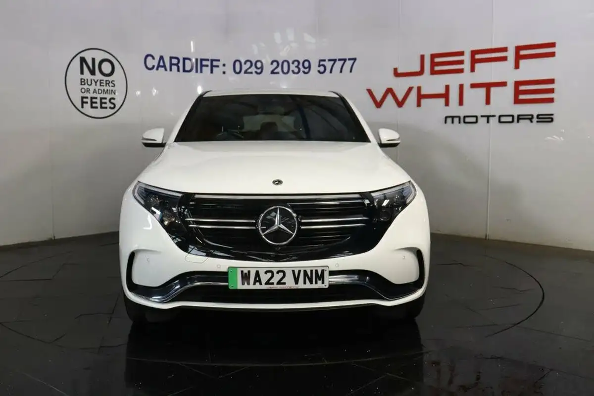 2022-mercedes-benz-eqc-e-eqc-400-amg-line-big-6