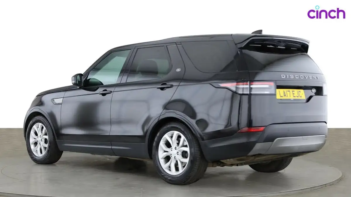 2017-land-rover-discovery-30td6-se-259ps-awd-station-wagon-5d-auto-big-4