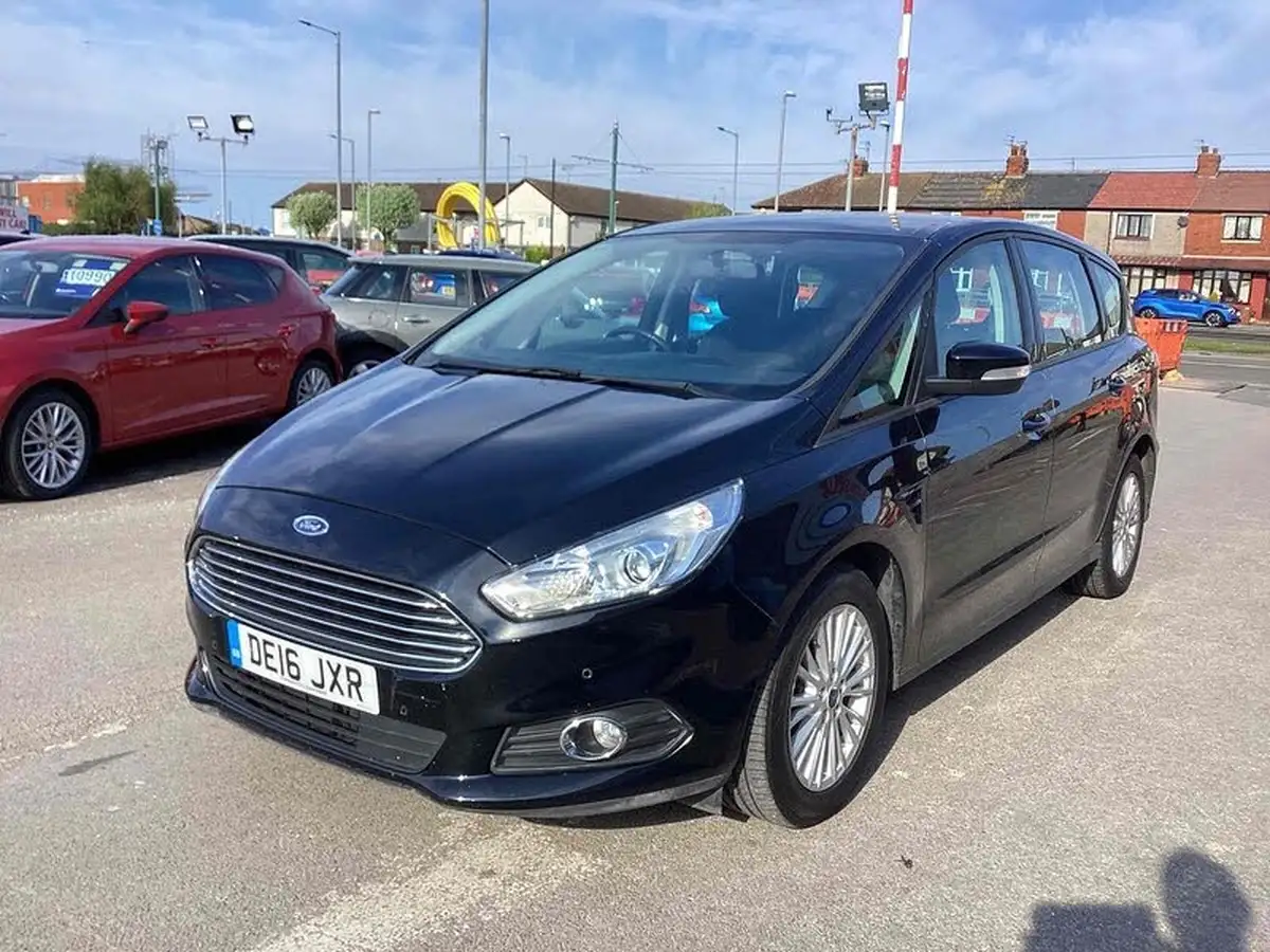 2016-ford-s-max-20tdci-zetec-150ps-ss-powershift-big-2