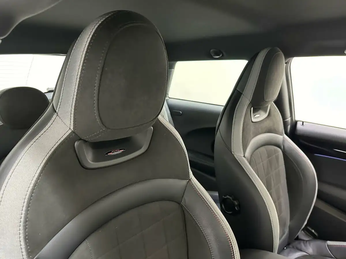 2022-mini-cooper-20-cooper-s-sport-premium-hatchback-3d-auto-big-15
