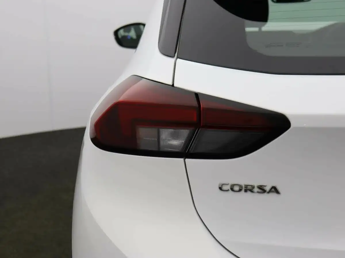 2023-vauxhall-corsa-12-turbo-design-auto-big-37
