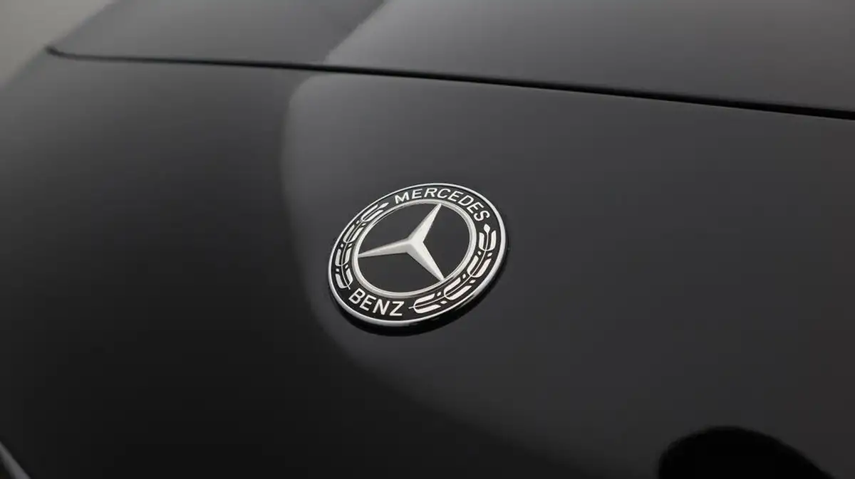 2020-mercedes-benz-a-class-15d-a180d-amg-line-saloon-4d-7g-dct-big-20