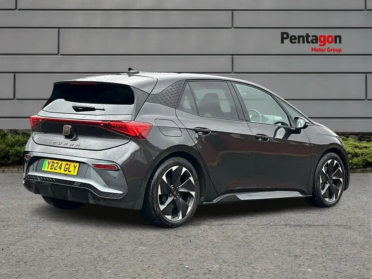 2024-cupra-born-e-v2-204ps-58kwh-big-3