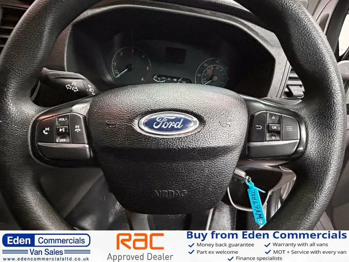 2019-ford-transit-custom-20tdci-280-l1h1-leader-105pseu6dt-panel-van-big-22