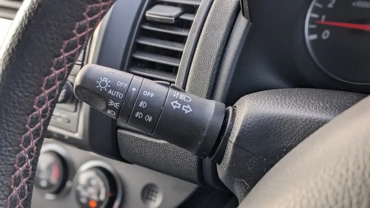 2009-nissan-note-16-tekna-auto-big-16