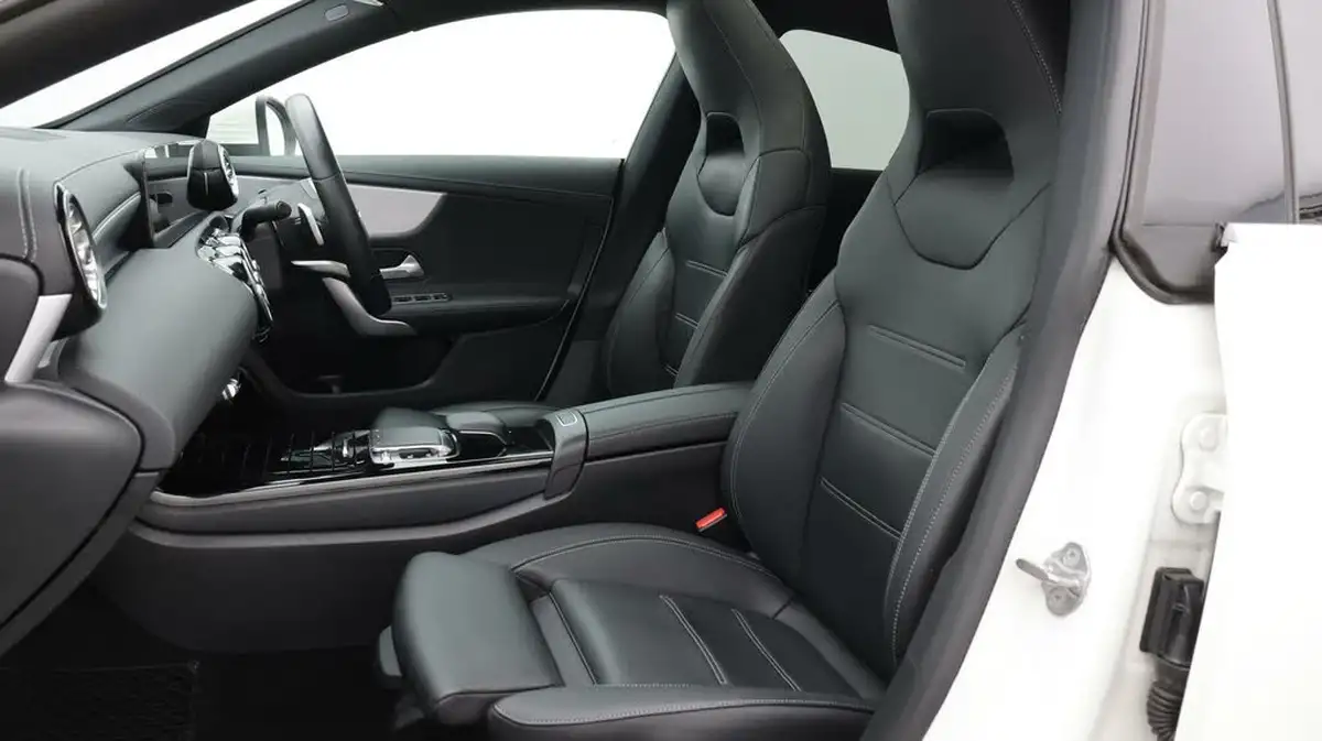 2019-mercedes-benz-cla-20-cla-220-amg-line-premium-plus-coupe-4d-big-14