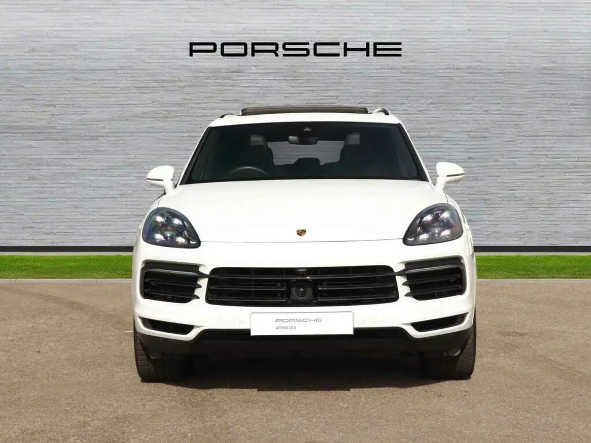 2019-porsche-cayenne-30-v6-e-hybrid-e-hybrid-station-wagon-big-7