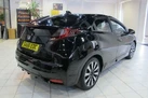 2016-honda-civic-14-i-vtec-se-plus-navi-small-5