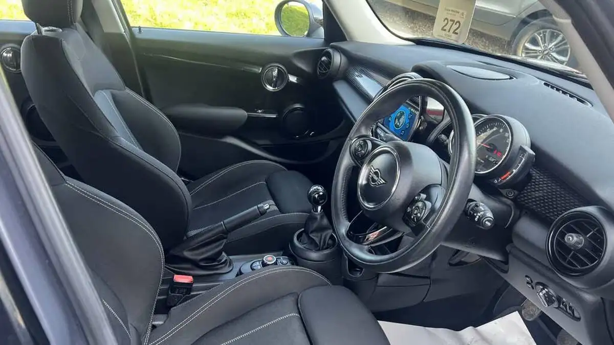 2019-mini-cooper-20-cooper-s-classic-189bhp-hatchback-5d-big-11