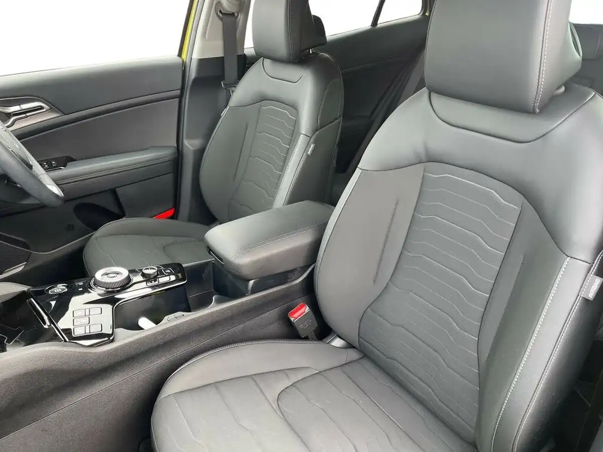 2023-kia-sportage-16-t-gdi-3-261bhp-awd-phev-auto-big-7