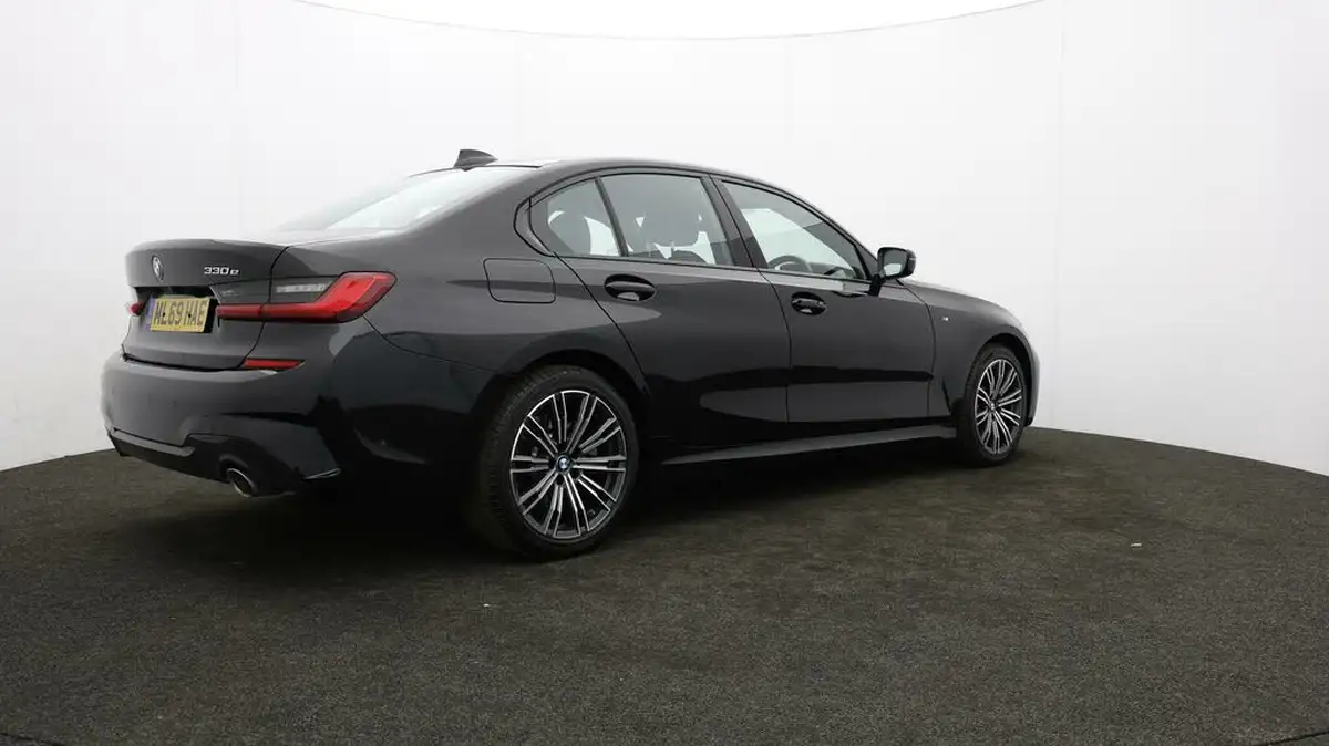 2019-bmw-3-series-20-330e-m-sport-plus-pack-big-25