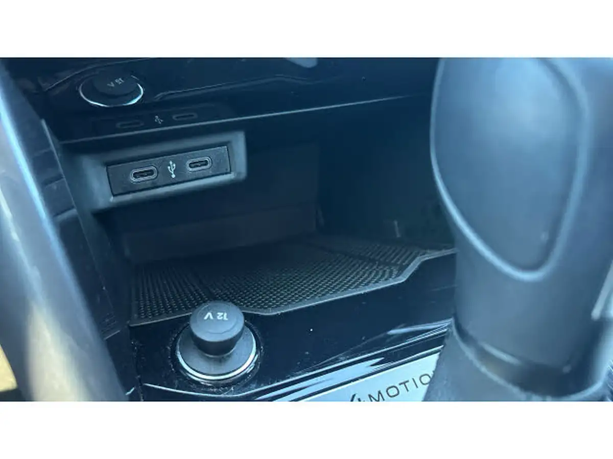 2021-volkswagen-t-roc-20-tsi-sel-big-29
