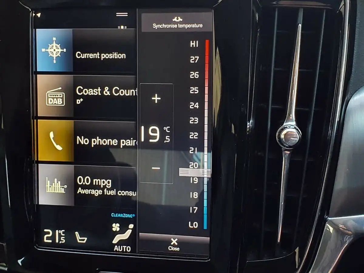 2019-volvo-s90-20td-d4-momentum-big-36