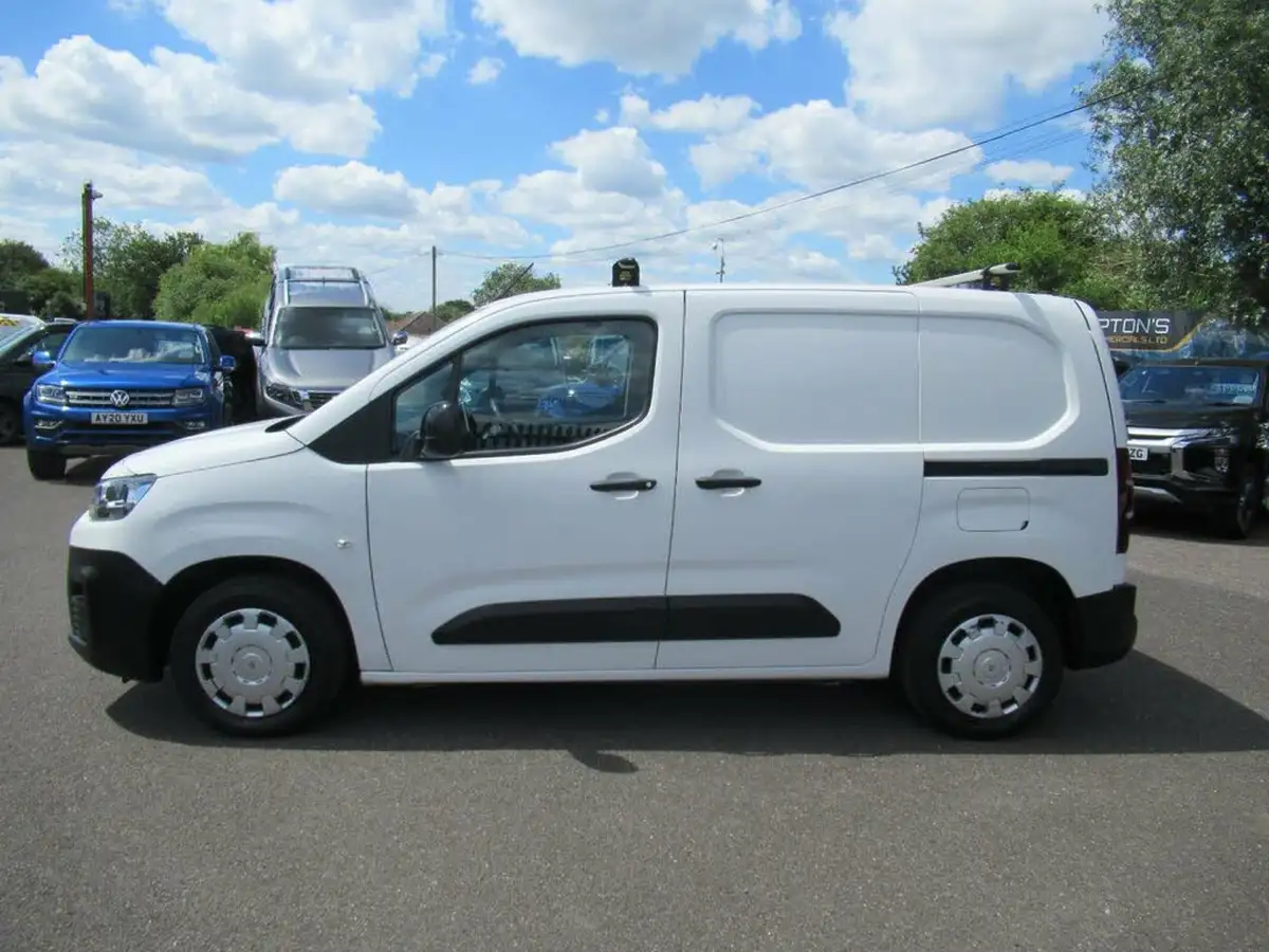 2019-citroen-berlingo-16bluehdi-650-enterprise-big-2