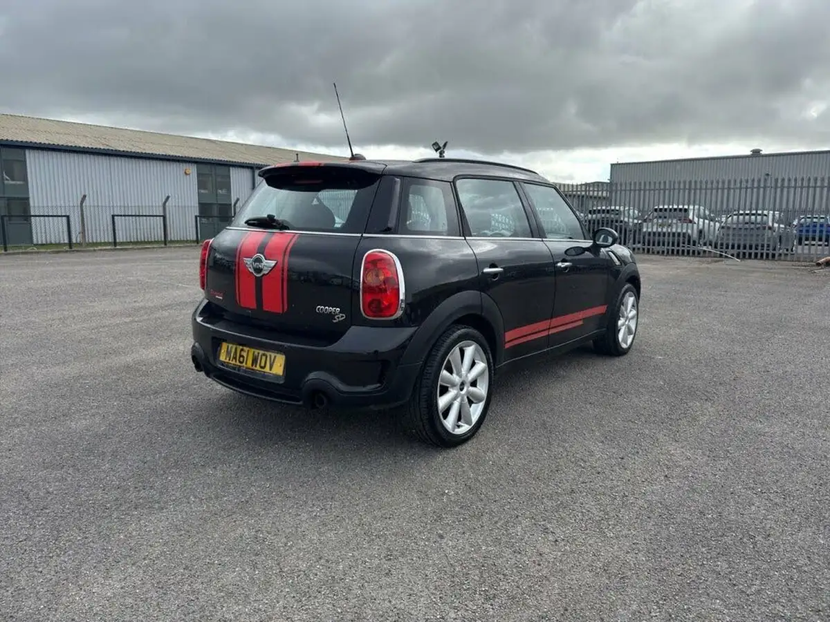 2011-mini-countryman-20td-cooper-sd-big-15