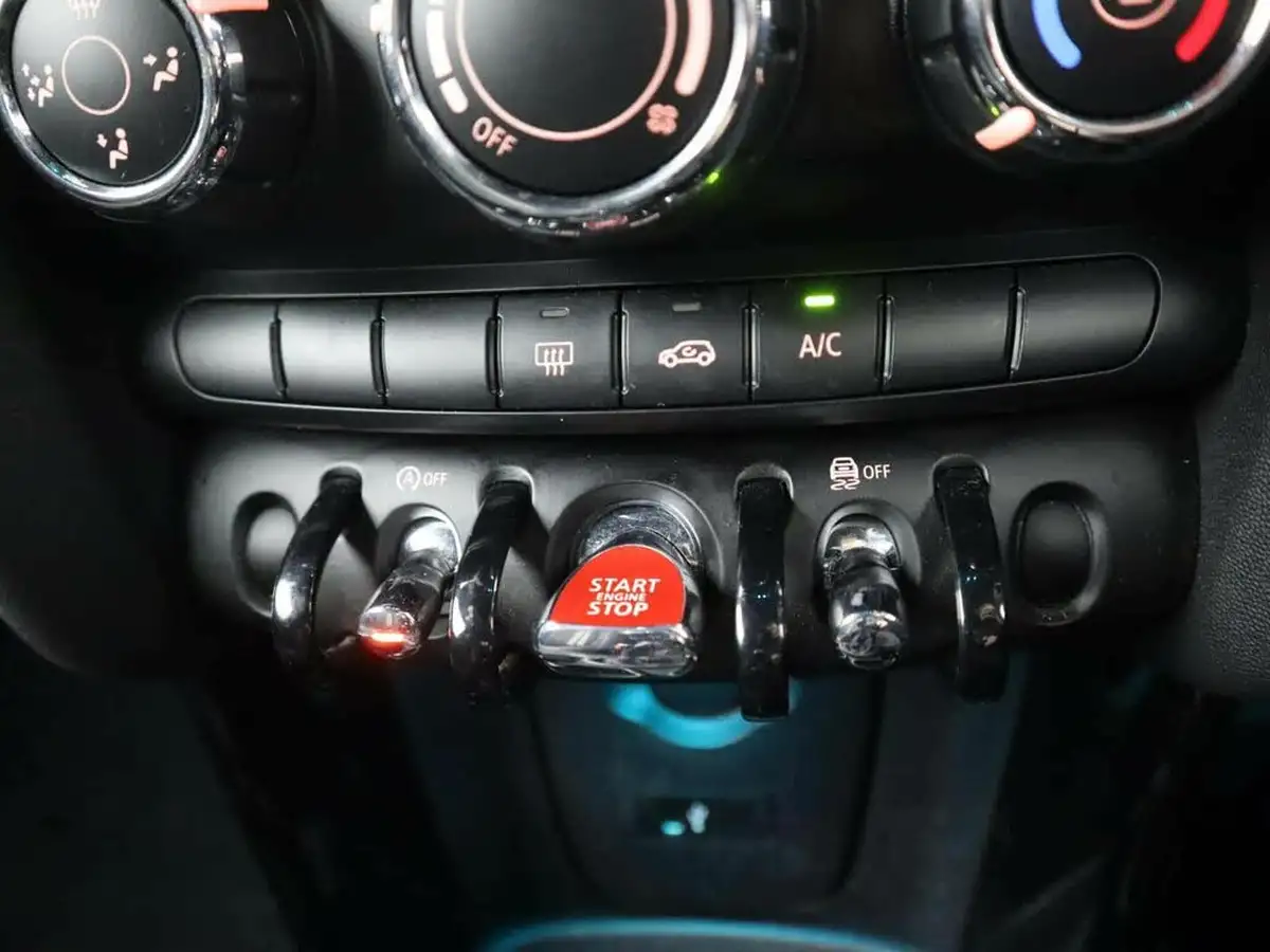 2019-mini-cooper-20-cooper-s-sport-189bhp-hatchback-3d-big-28