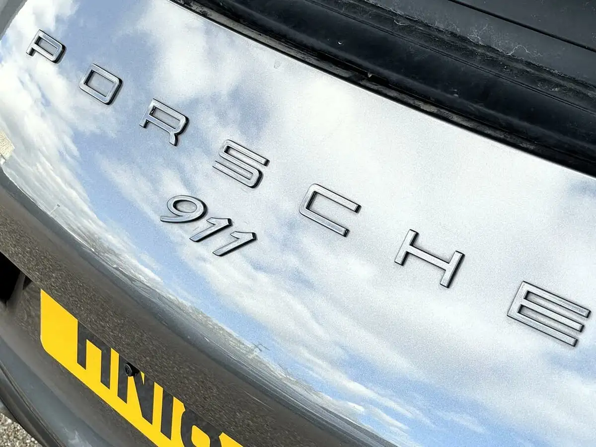 2018-porsche-911-30-carrera-s-420bhp-coupe-pdk-big-43