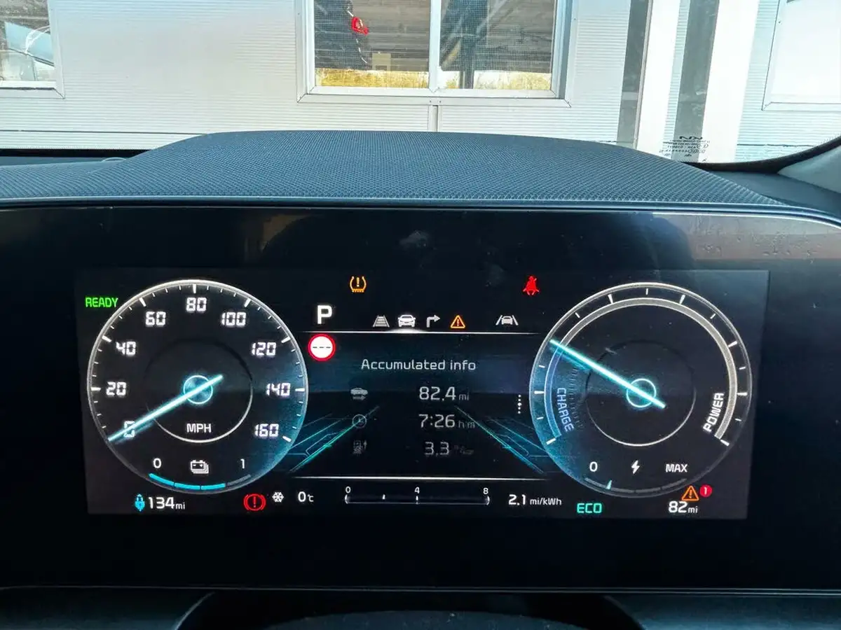 2024-kia-niro-ev-e-3-big-16