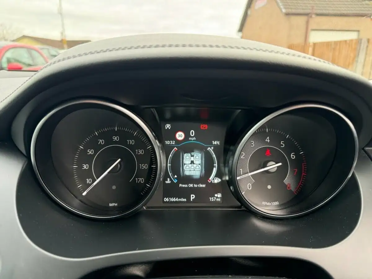 2018-jaguar-e-pace-20-i4-s-big-12