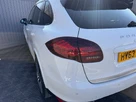 2013-porsche-cayenne-30td-small-46