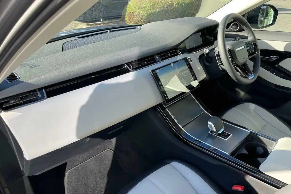 2024-land-rover-range-rover-evoque-20-d200-dynamic-se-big-31