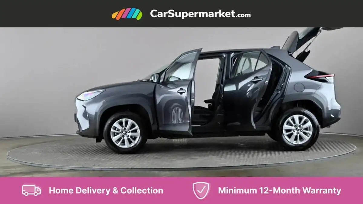 2023-toyota-yaris-cross-15-vvt-i-icon-big-8