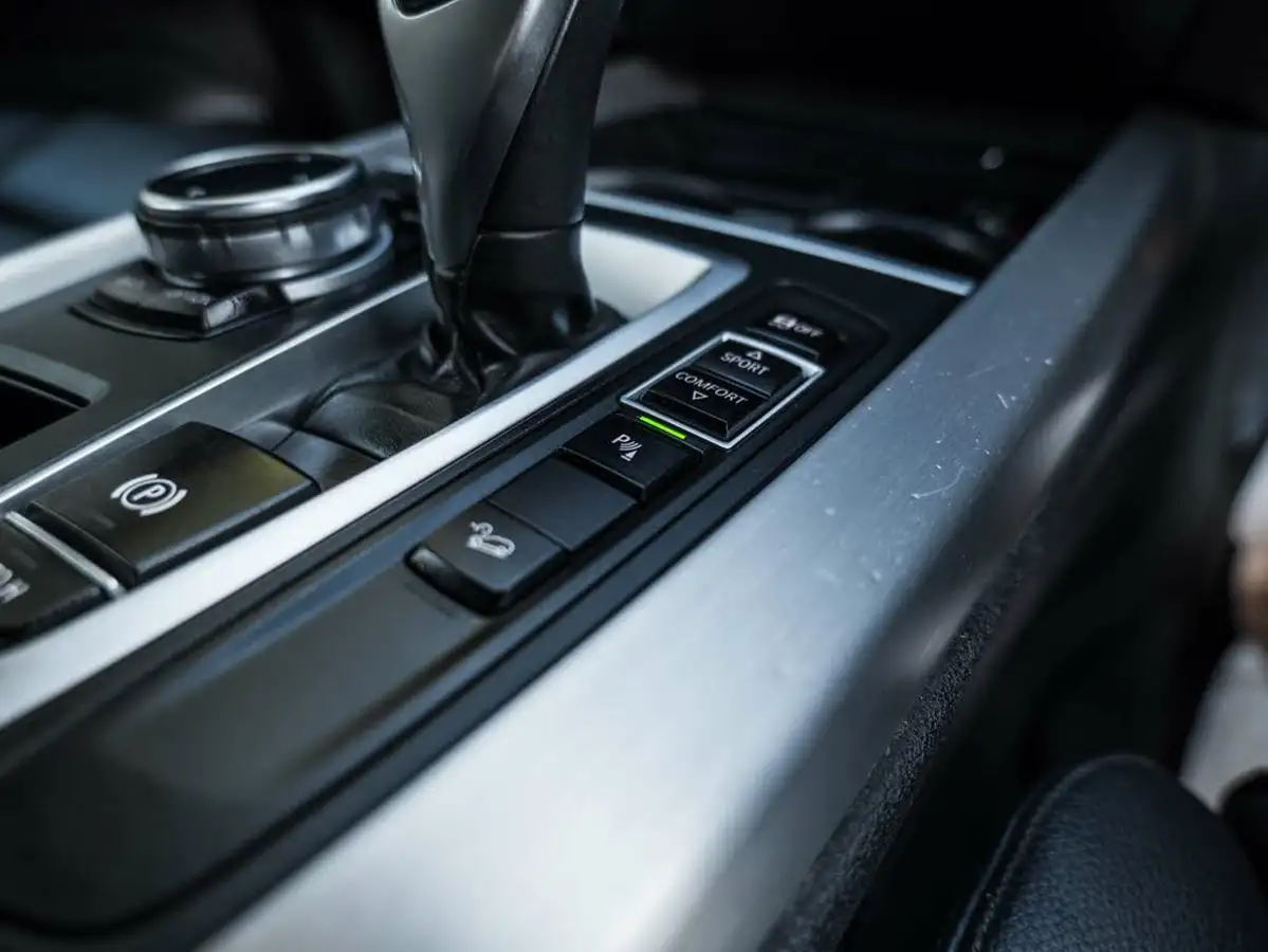 2013-bmw-x5-44-xdrive50i-m-sport-449bhp-big-37