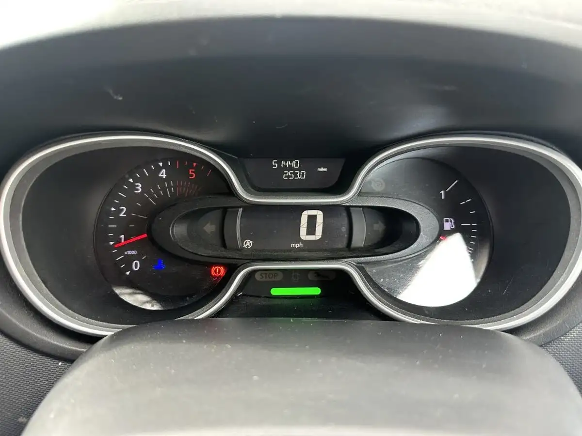 2020-renault-trafic-20dci-sl28-energy-120-business-big-13