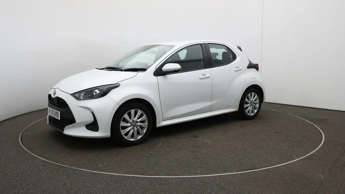 2022-toyota-yaris-15-vvt-i-icon-big-57