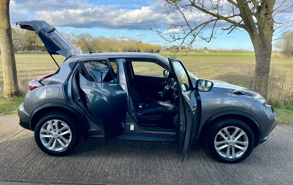 2016-nissan-juke-12-acenta-big-24
