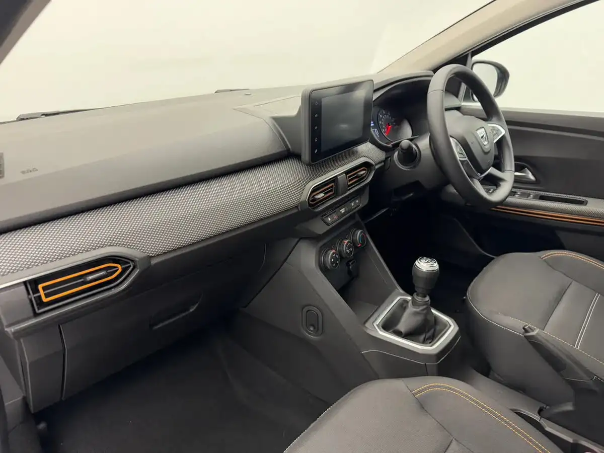 2022-dacia-sandero-stepway-10-tce-comfort-90bhp-big-11