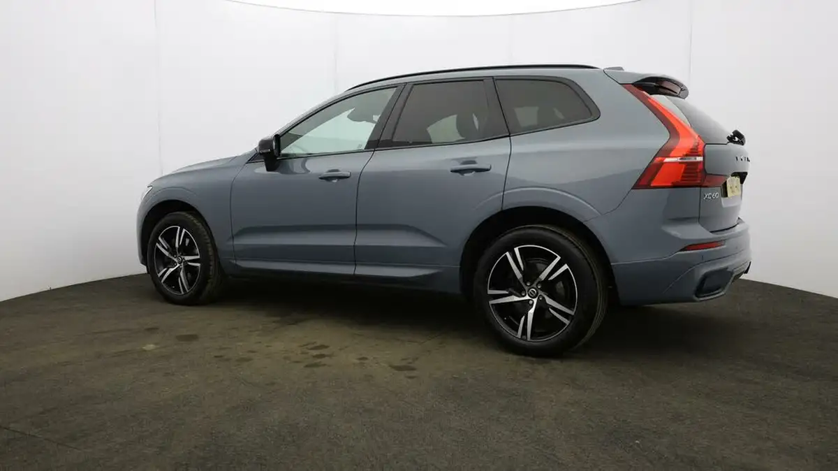 2021-volvo-xc60-20td-b4-r-design-awd-big-58
