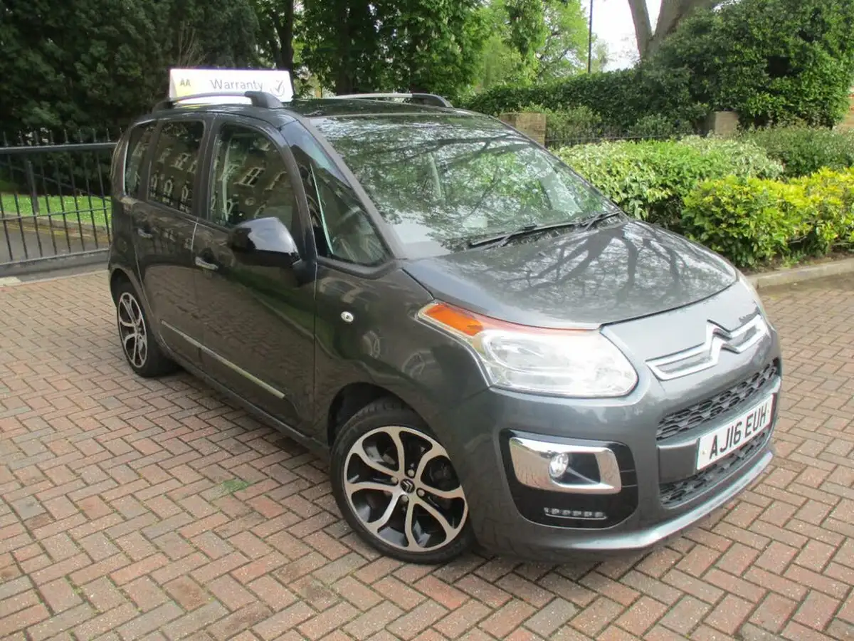 2016-citroen-c3-picasso-12-puretech-platinum-big-10