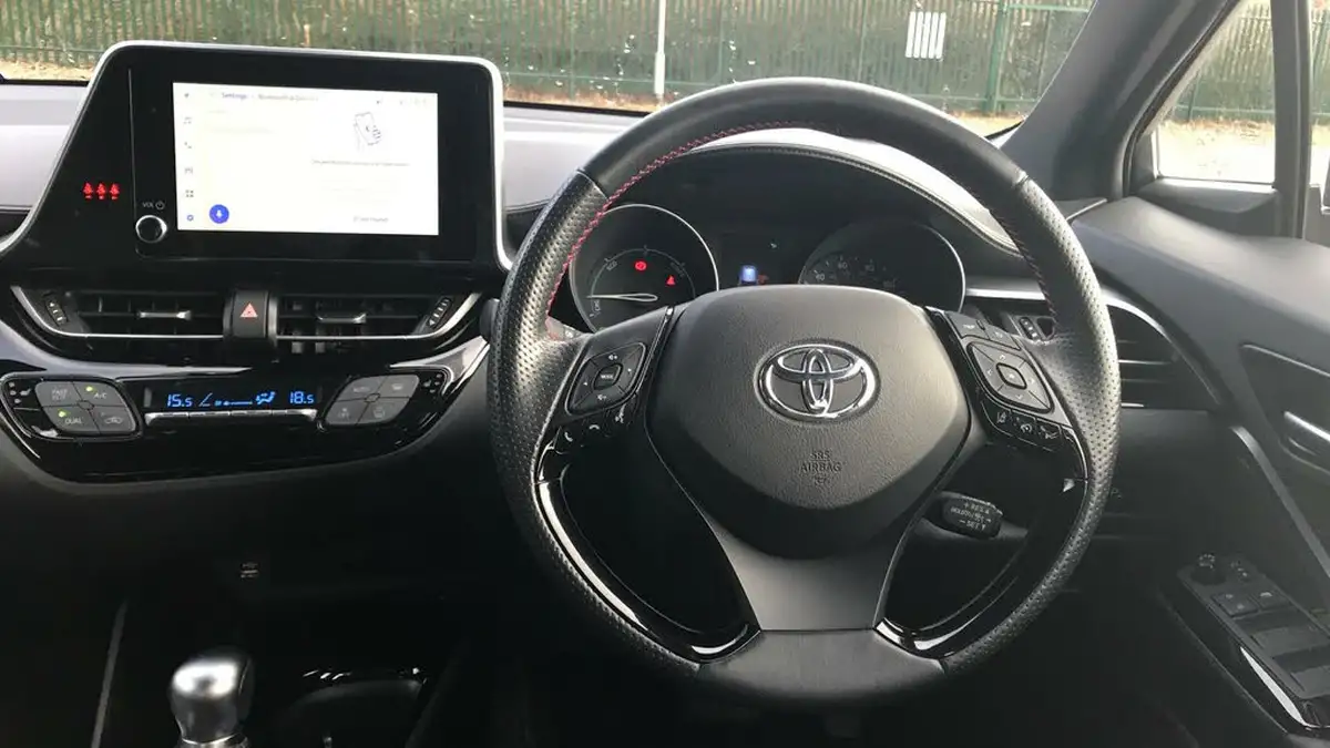 2023-toyota-c-hr-18-vvt-i-gr-sport-big-5