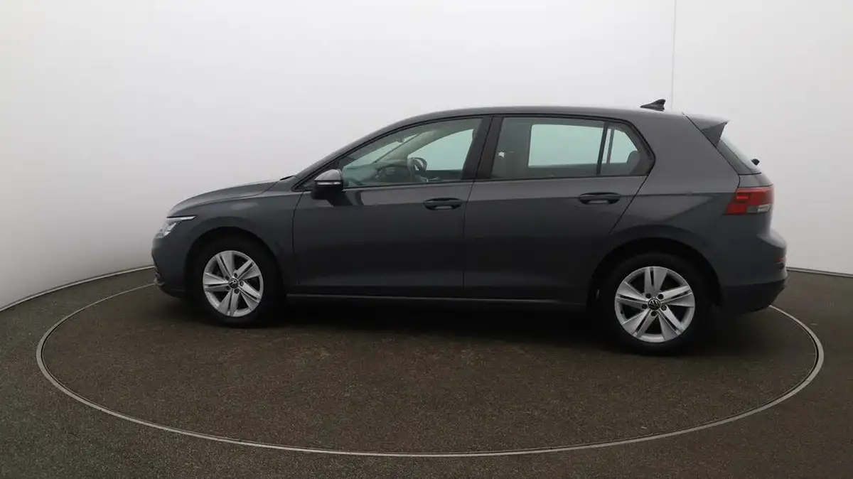 2023-volkswagen-golf-15-tsi-life-130ps-hatchback-big-49