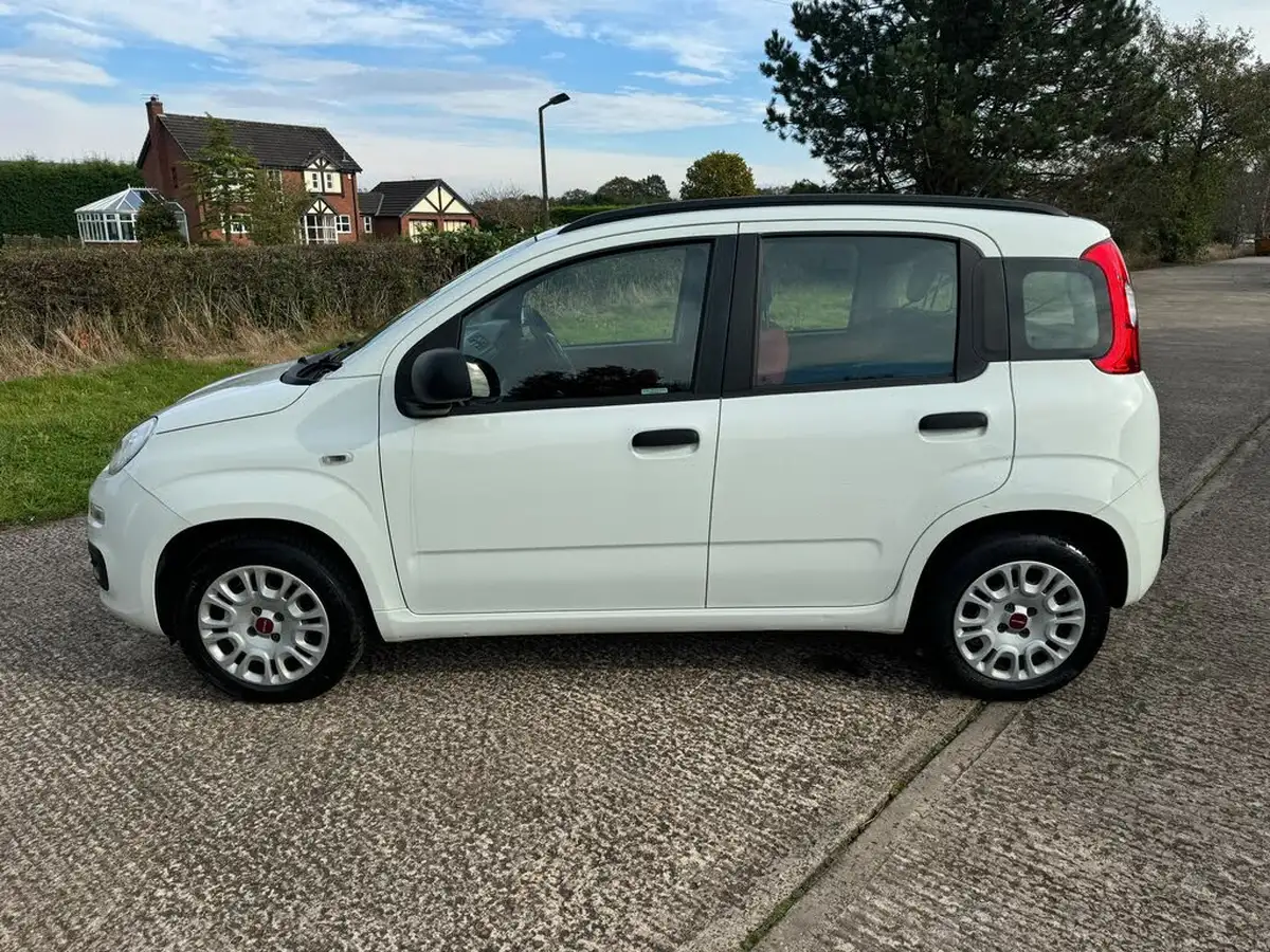 2015-fiat-panda-12-easy-big-1