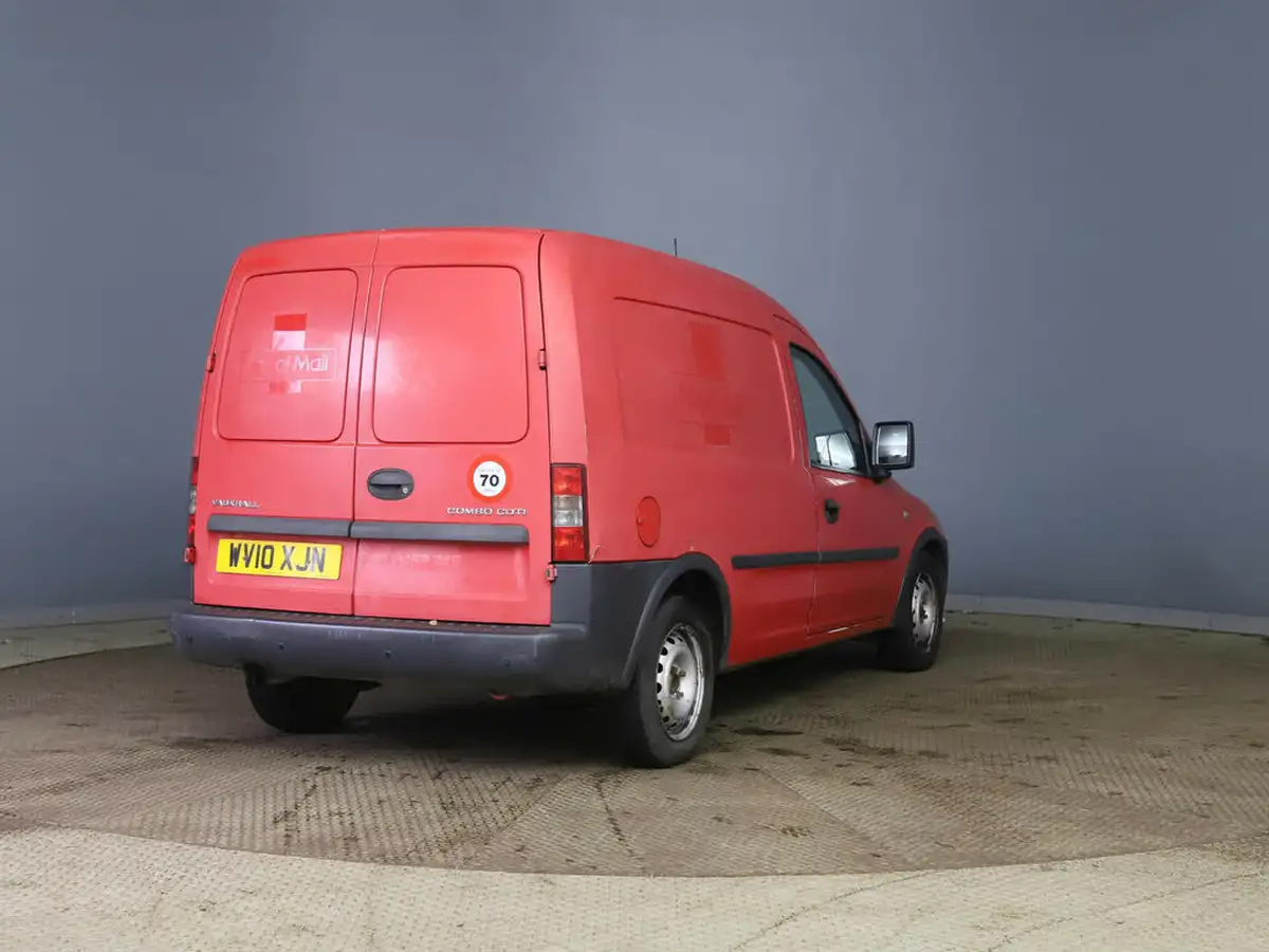 2010-vauxhall-combo-13td-1700-panel-big-5