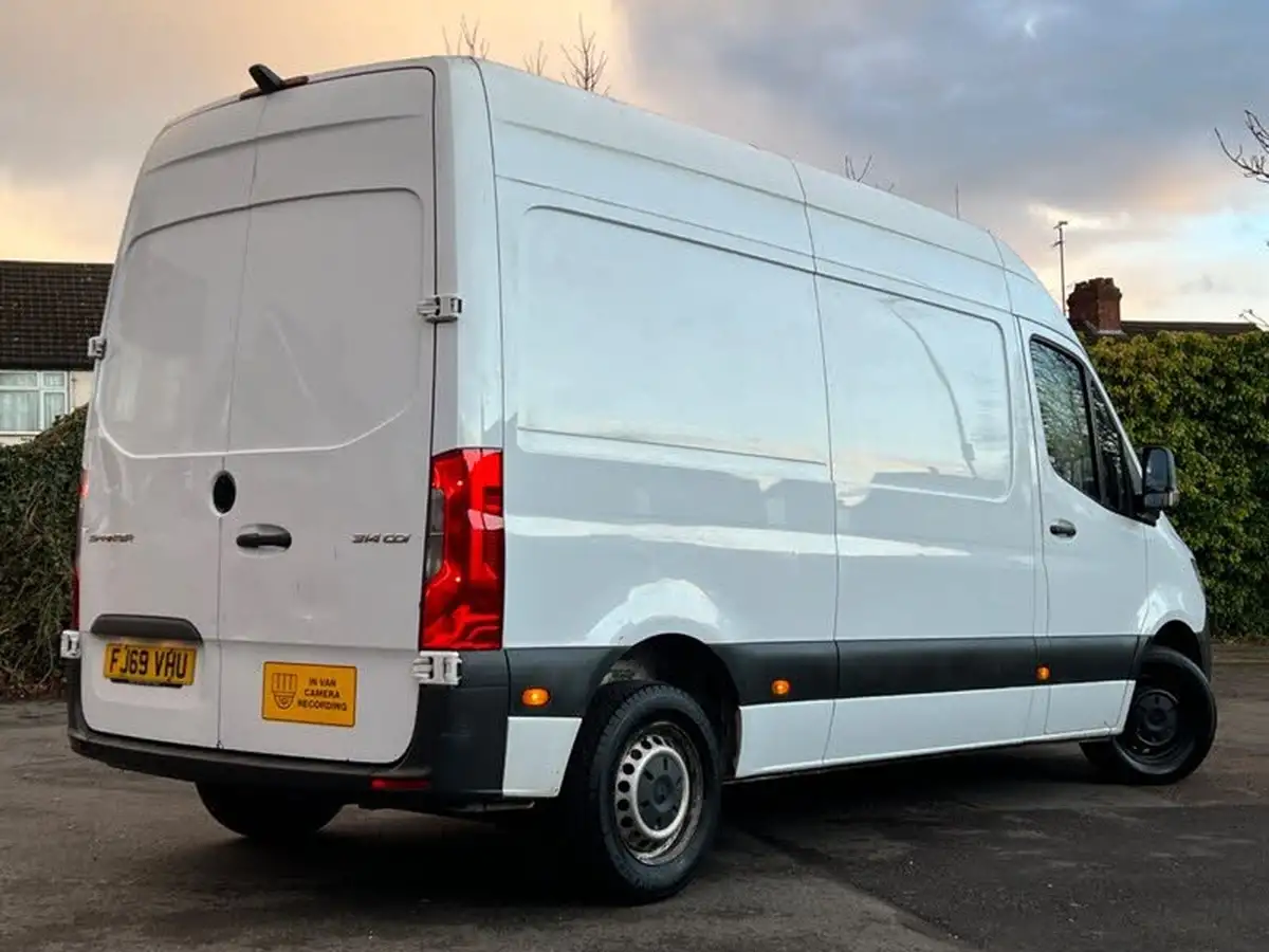 2020-mercedes-benz-sprinter-21cdi-314-l1h1-panel-van-big-31